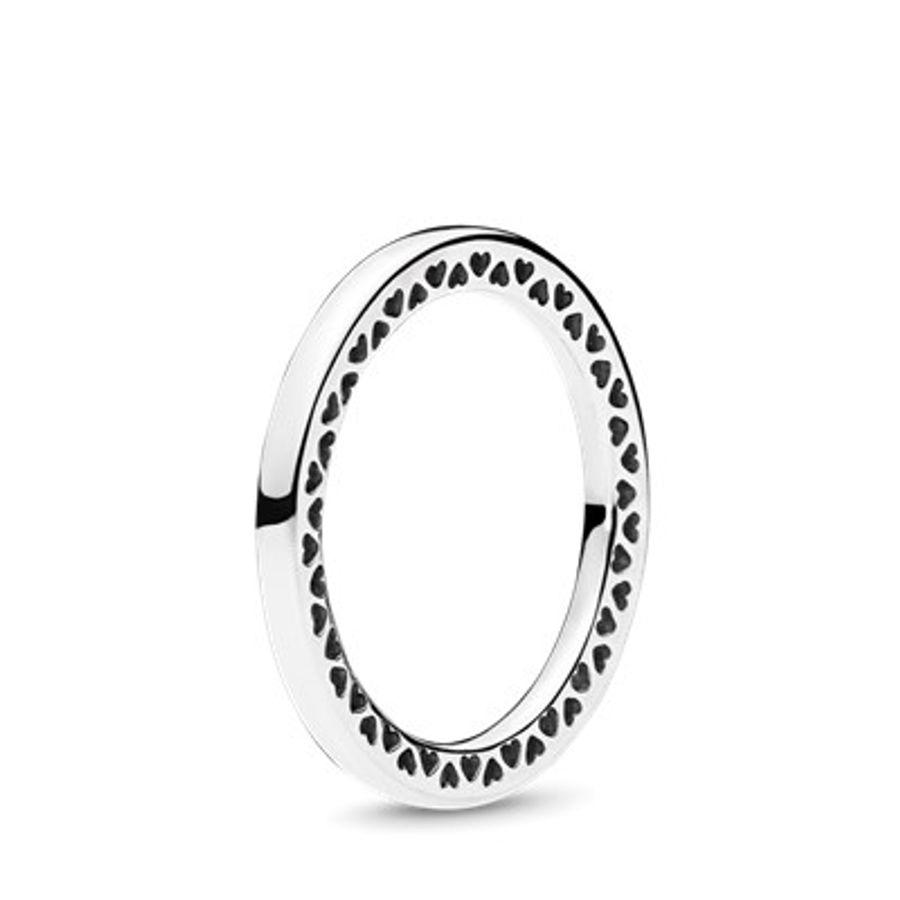 Pandora Ring, Classic Hearts Of Pandora Material: Sølv