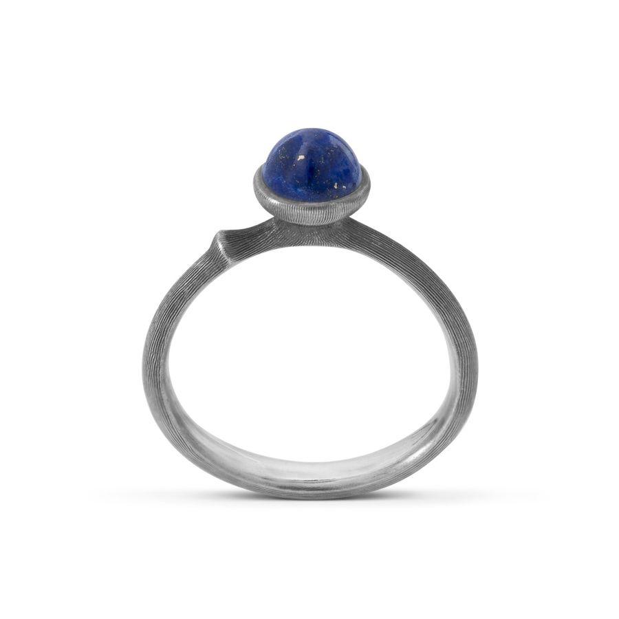 Ole Lynggaard Ring, Lotus 0 i Oksidert Sølv Med Lapis Lazuli Material: Oksidert Sølv