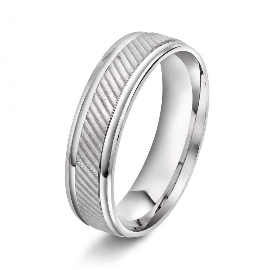 Ring, Sølv Med Skrå Striper (64518) Material: Sølv