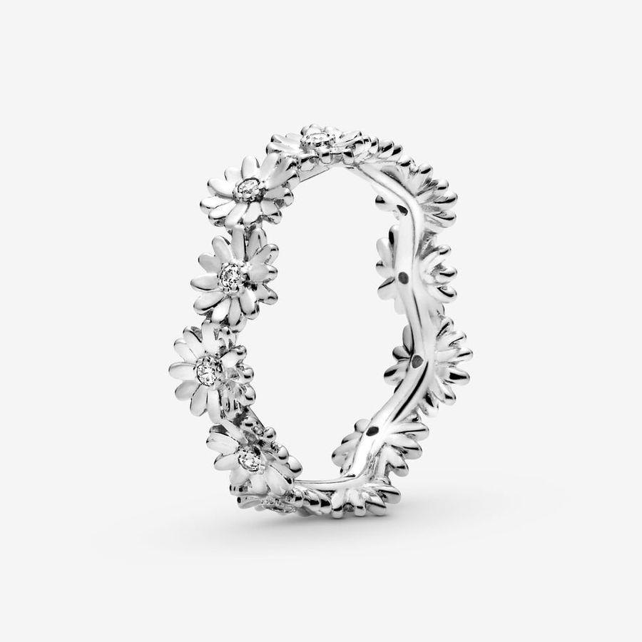 Pandora Ring, Sparkling Daisy Flower Crown Material: Sølv