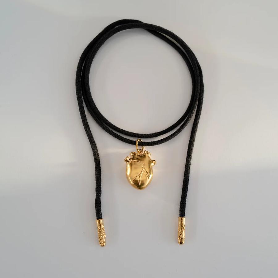 Bjørg  Halskjede, Generous Heart Gold With Black Cord (28162) Material: Forgylt Sølv