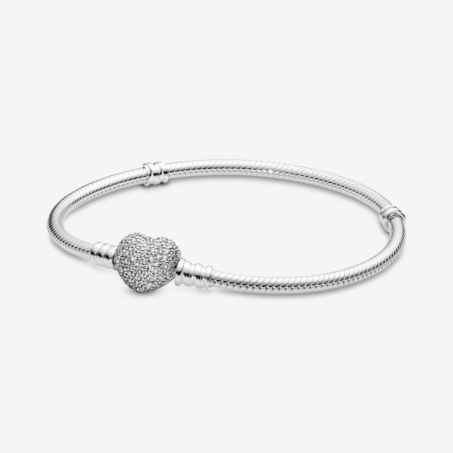 Pandora Armbånd, Moments Sparkling Heart Pavé Clasp Material: Sølv
