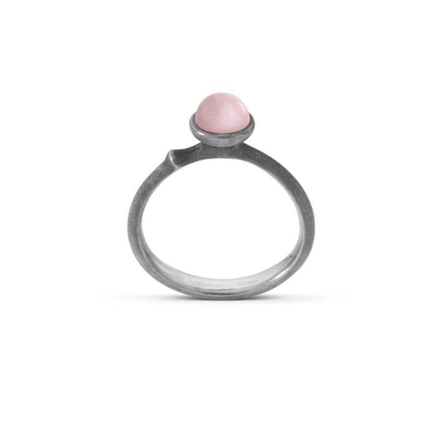 Ole Lynggaard Ring, Lotus 0 i Oksidert Sølv Med Rosa Opal Material: Oksidert Sølv